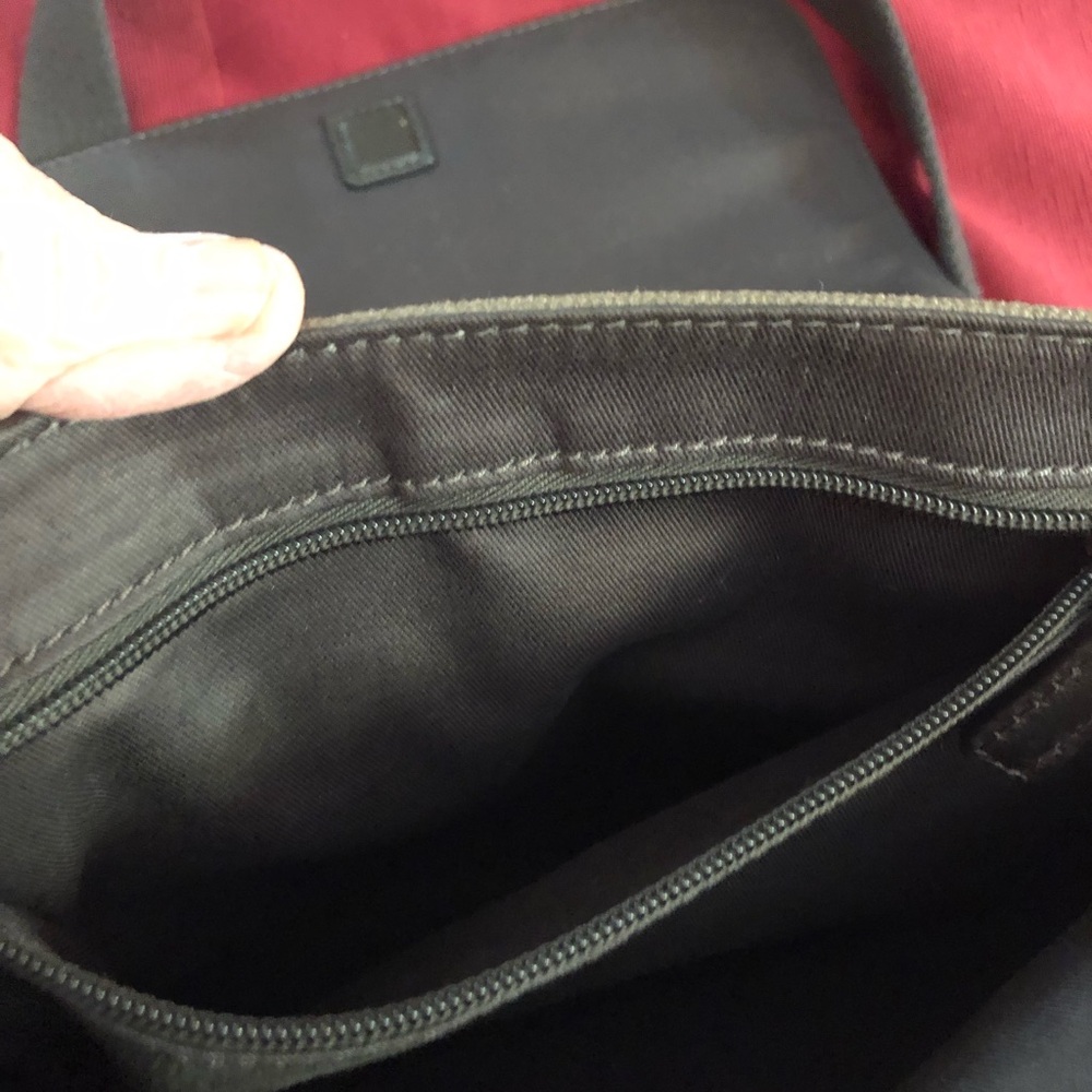 Messenger /travel bag - Picture 9 of 10